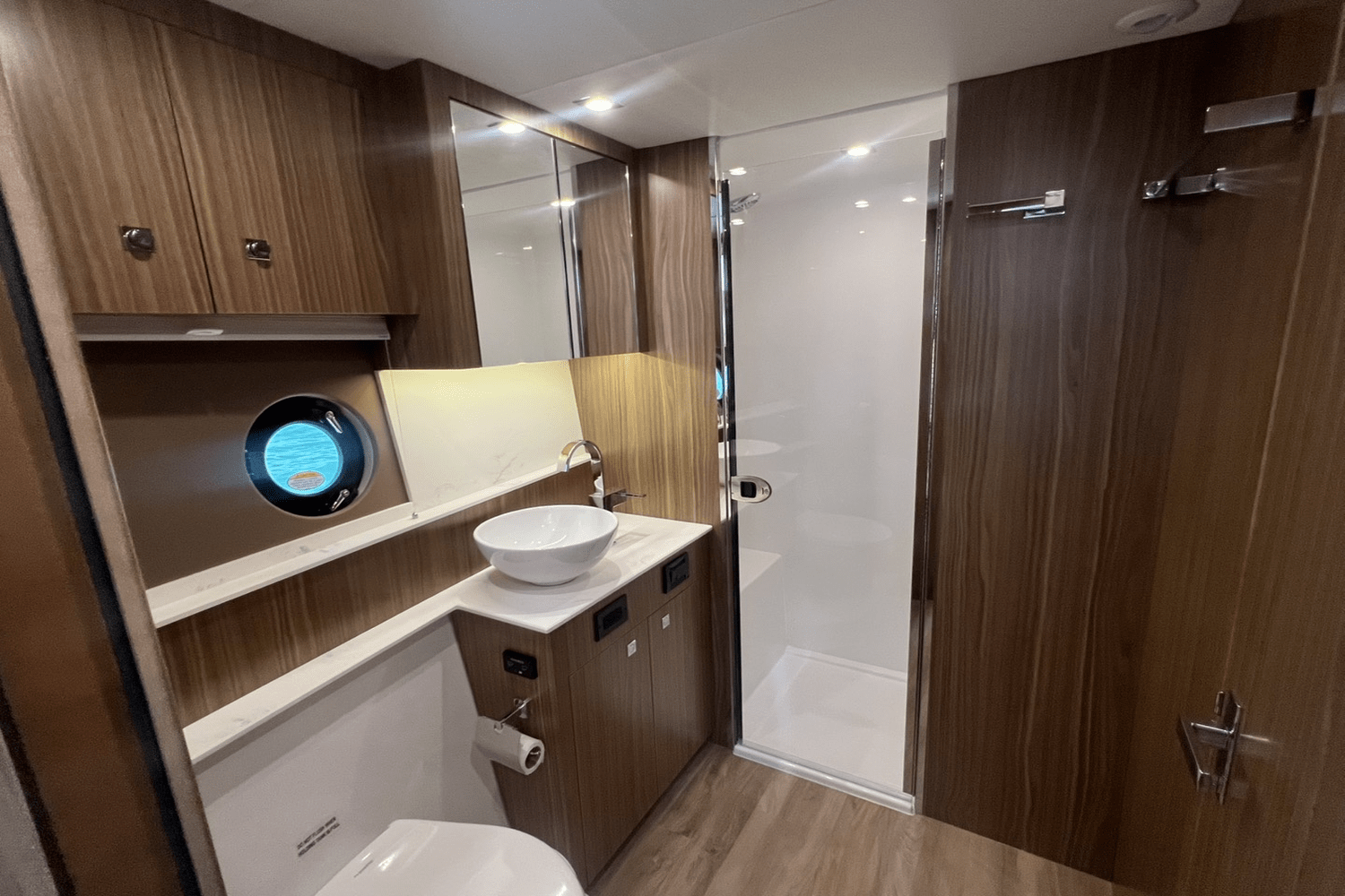 2025 Cruisers Yachts 46 Cantius Image Thumbnail #45