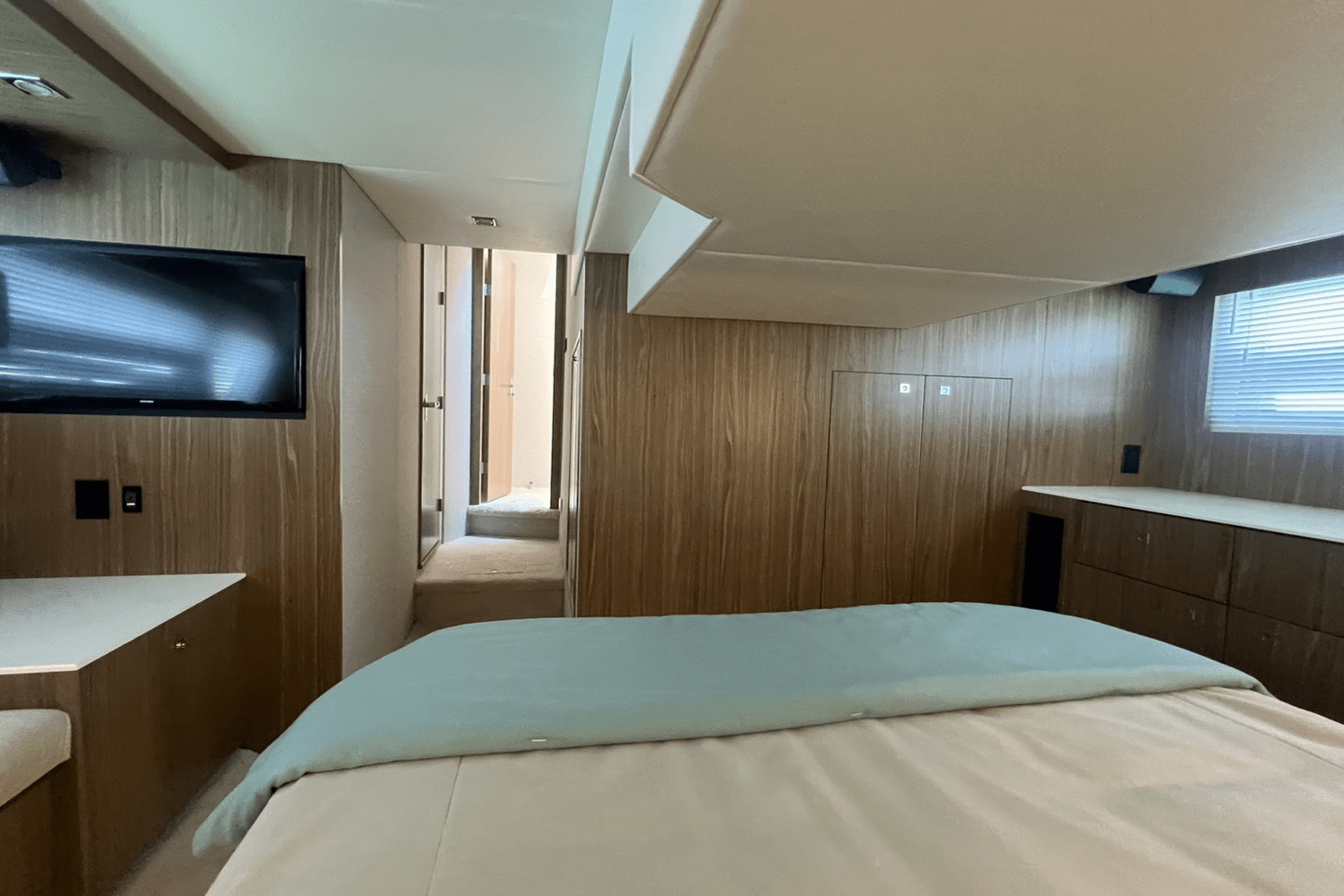 2025 Cruisers Yachts 46 Cantius Image Thumbnail #40