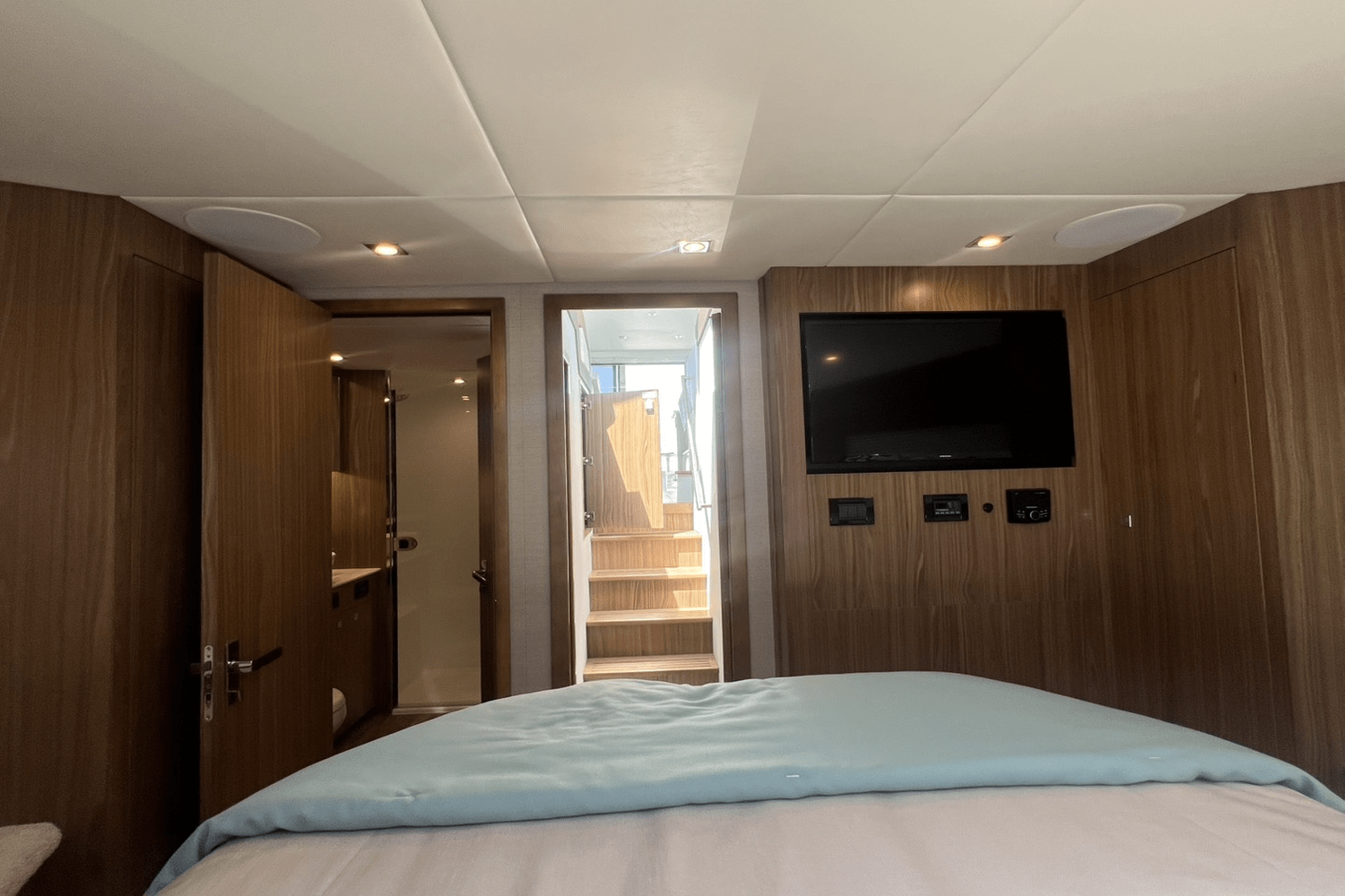 2025 Cruisers Yachts 46 Cantius Image Thumbnail #42