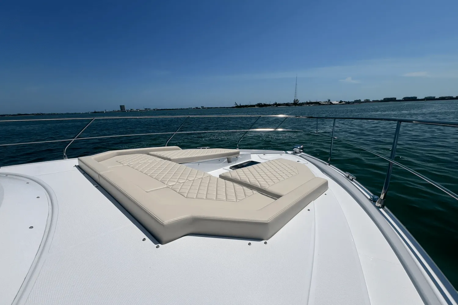 2025 Cruisers Yachts 46 Cantius Image Thumbnail #26