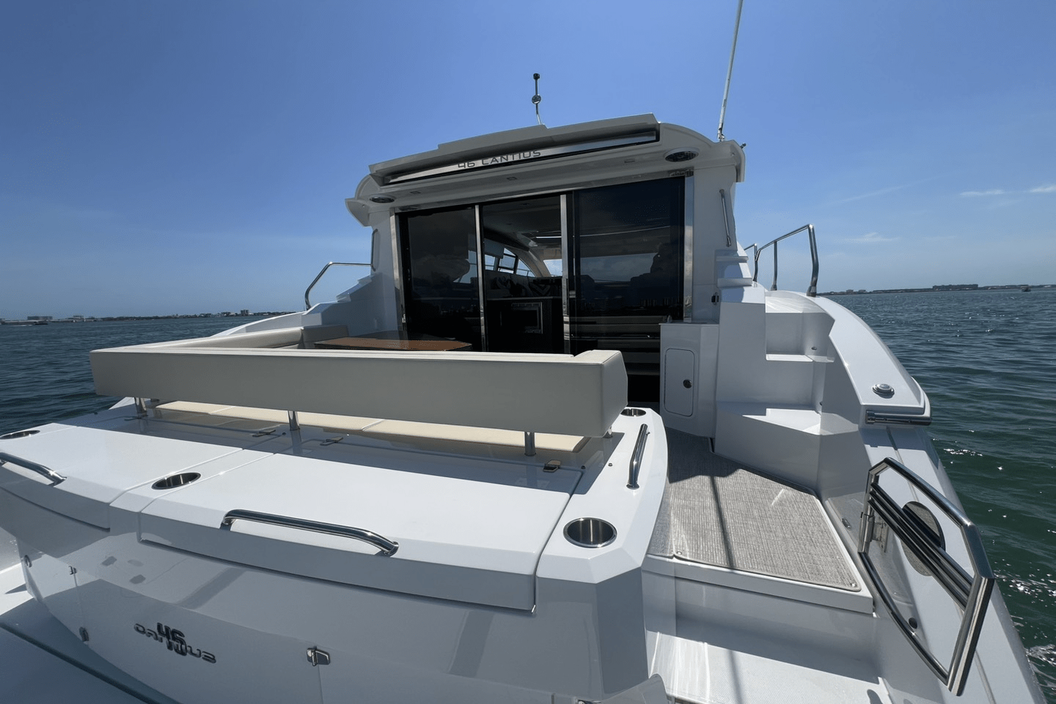 2025 Cruisers Yachts 46 Cantius Image Thumbnail #11