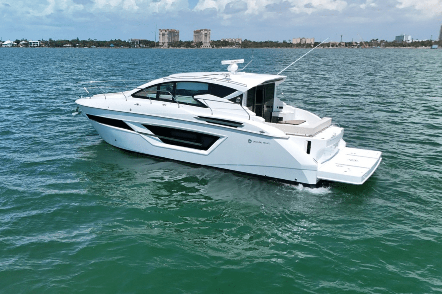 2025 Cruisers Yachts 46 Cantius Image Thumbnail #8