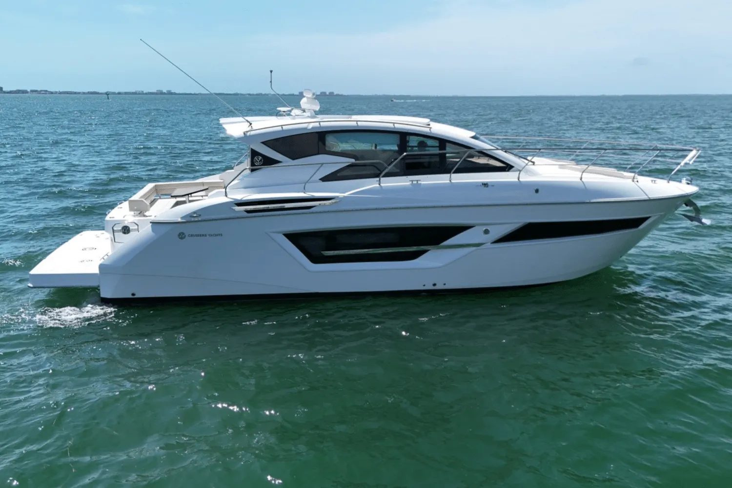2025 Cruisers Yachts 46 Cantius Image Thumbnail #6