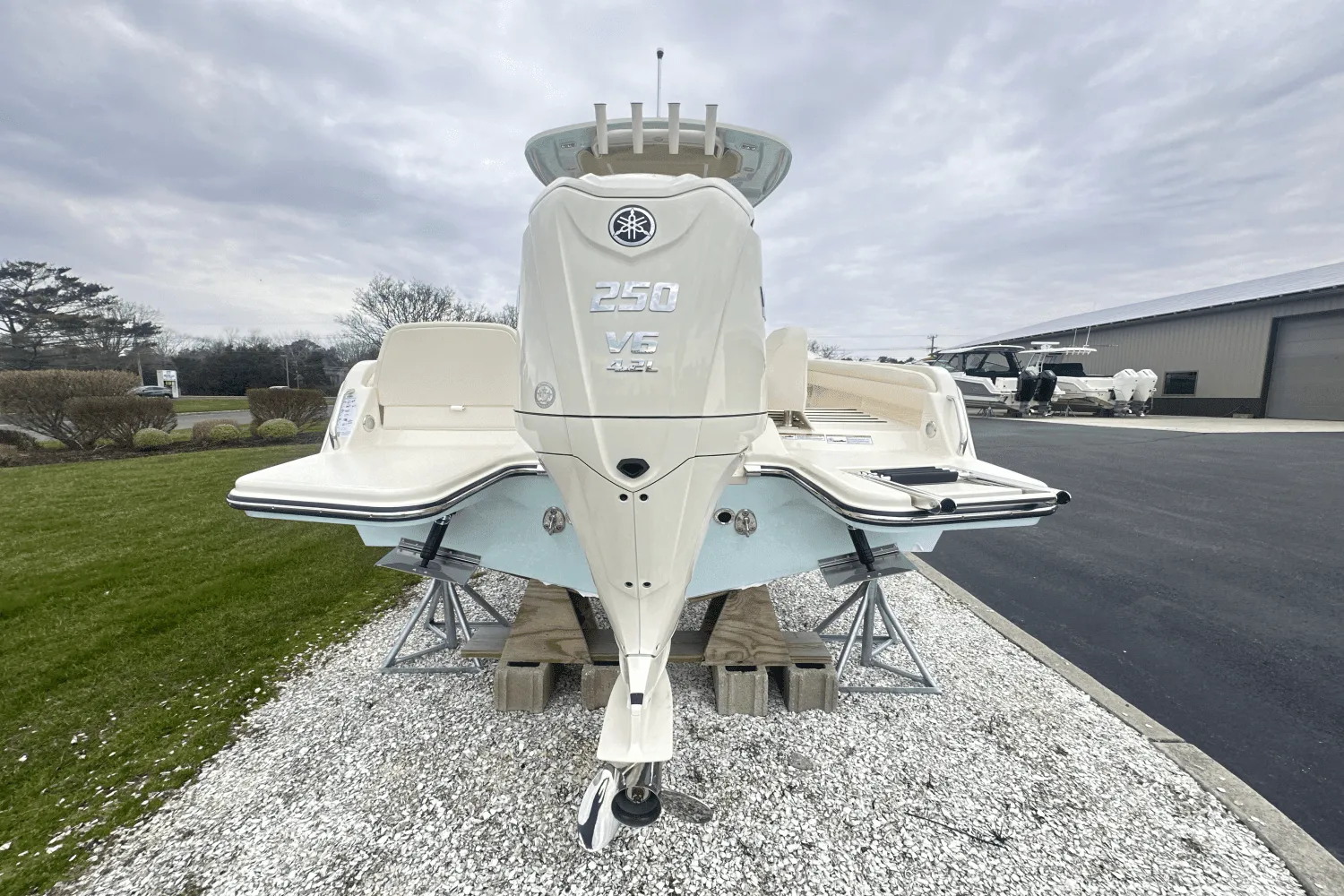 2025 Grady-White Fisherman 216 Image Thumbnail #1