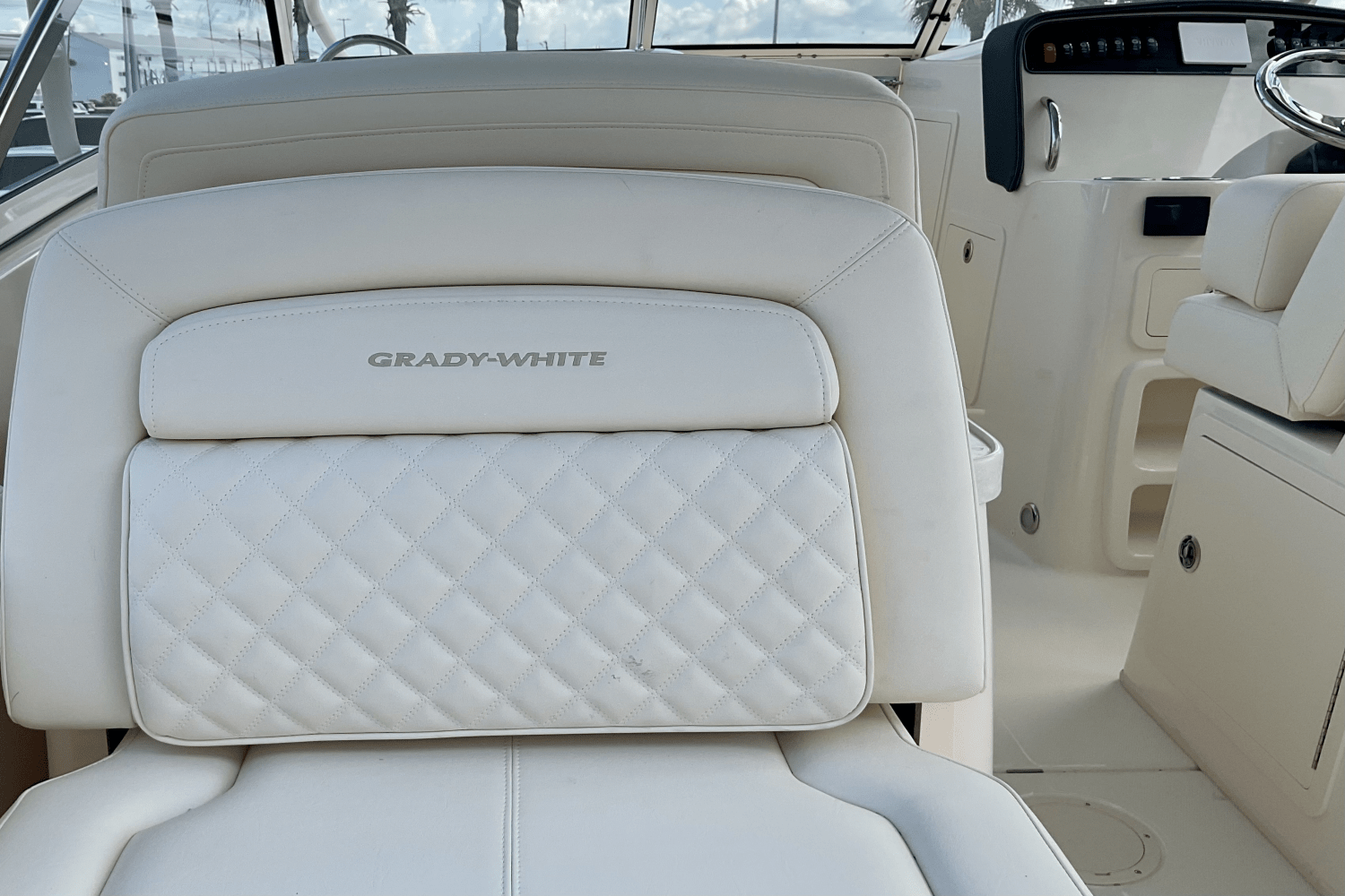 2025 Grady-White Freedom 307 Image Thumbnail #27