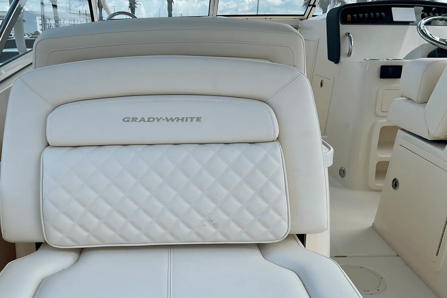 2025 Grady-White Freedom 307 Image Thumbnail #27