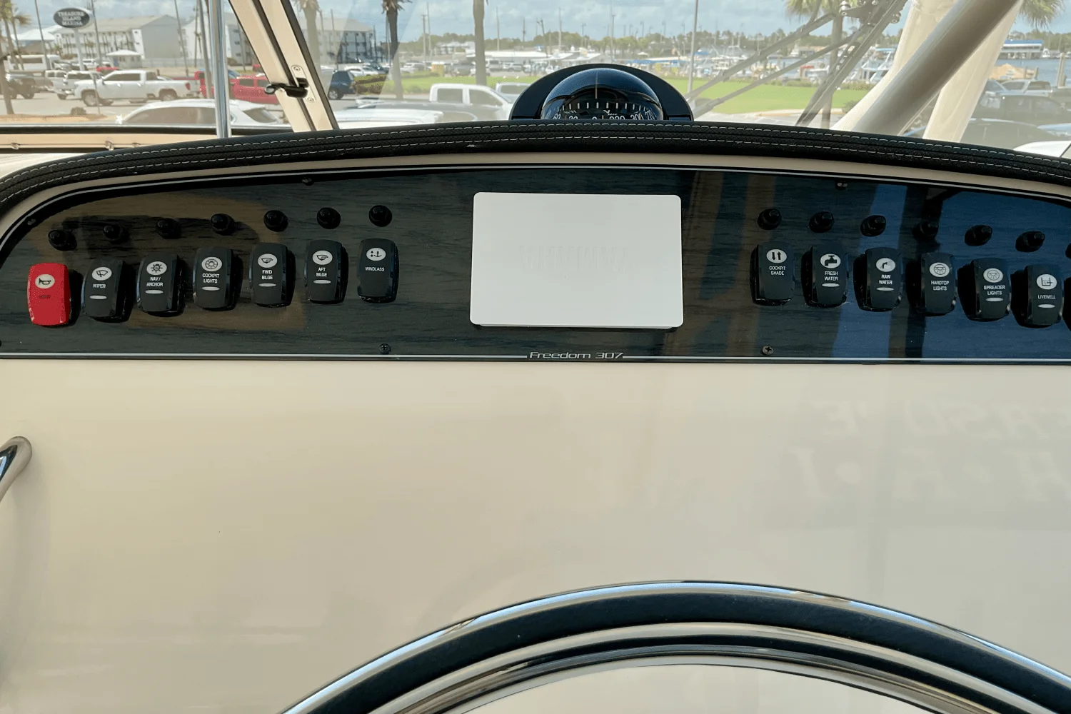 2025 Grady-White Freedom 307 Image Thumbnail #11