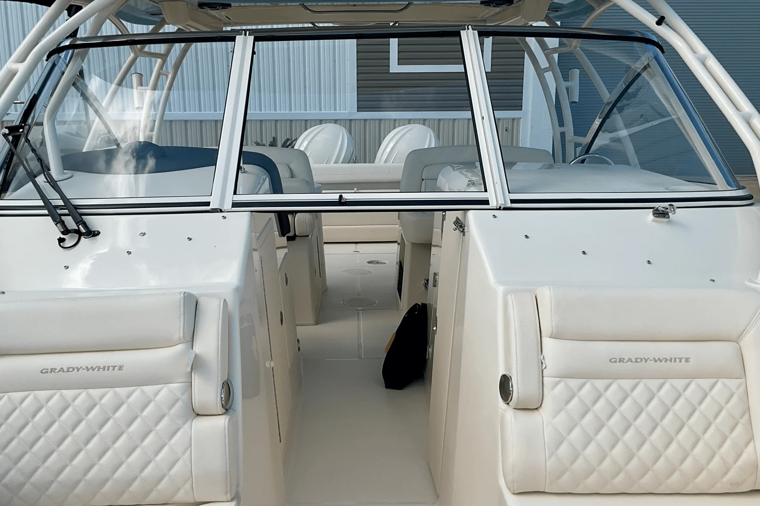 2025 Grady-White Freedom 307 Image Thumbnail #20
