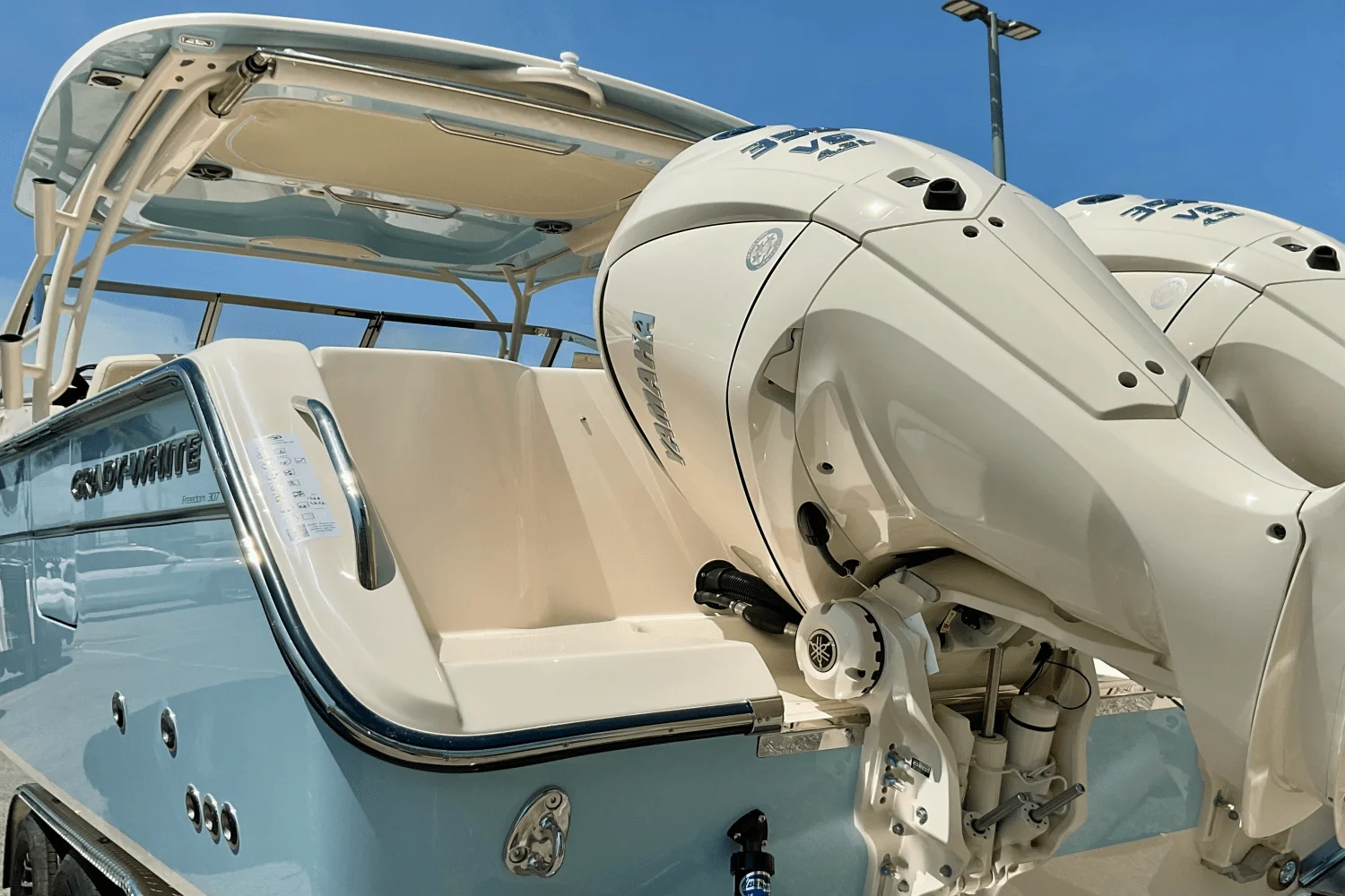 2025 Grady-White Freedom 307 Image Thumbnail #5