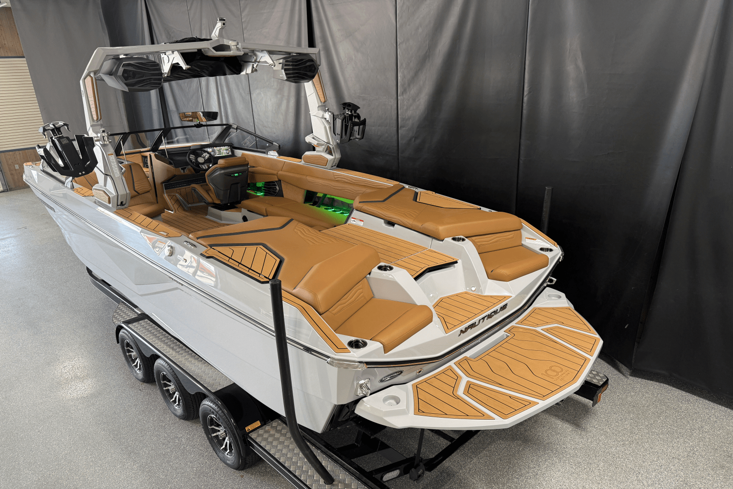 2025 Nautique Super Air Nautique G25 Image Thumbnail #6