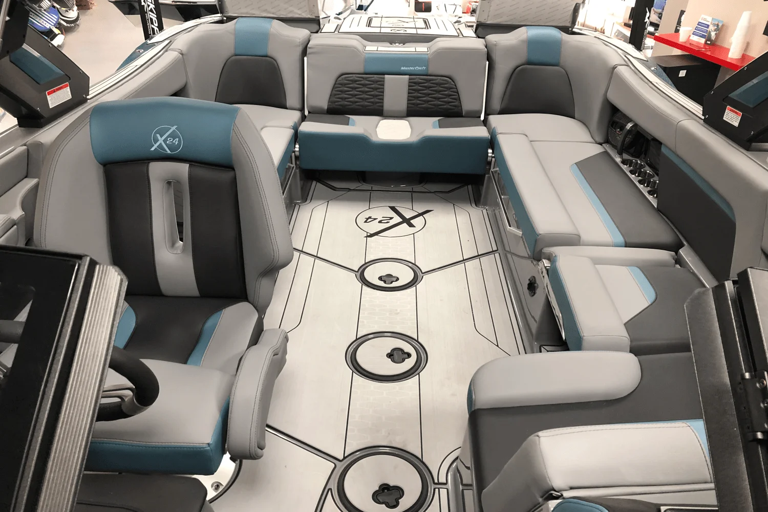 2025 Mastercraft X24 Image Thumbnail #18