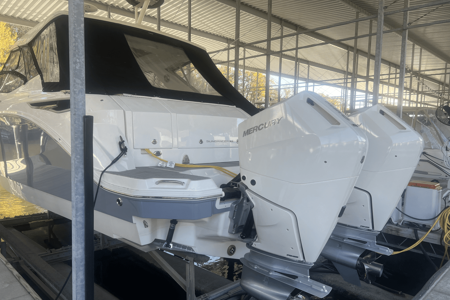 2024 Sea Ray Sundancer 320 Outboard Image Thumbnail #5