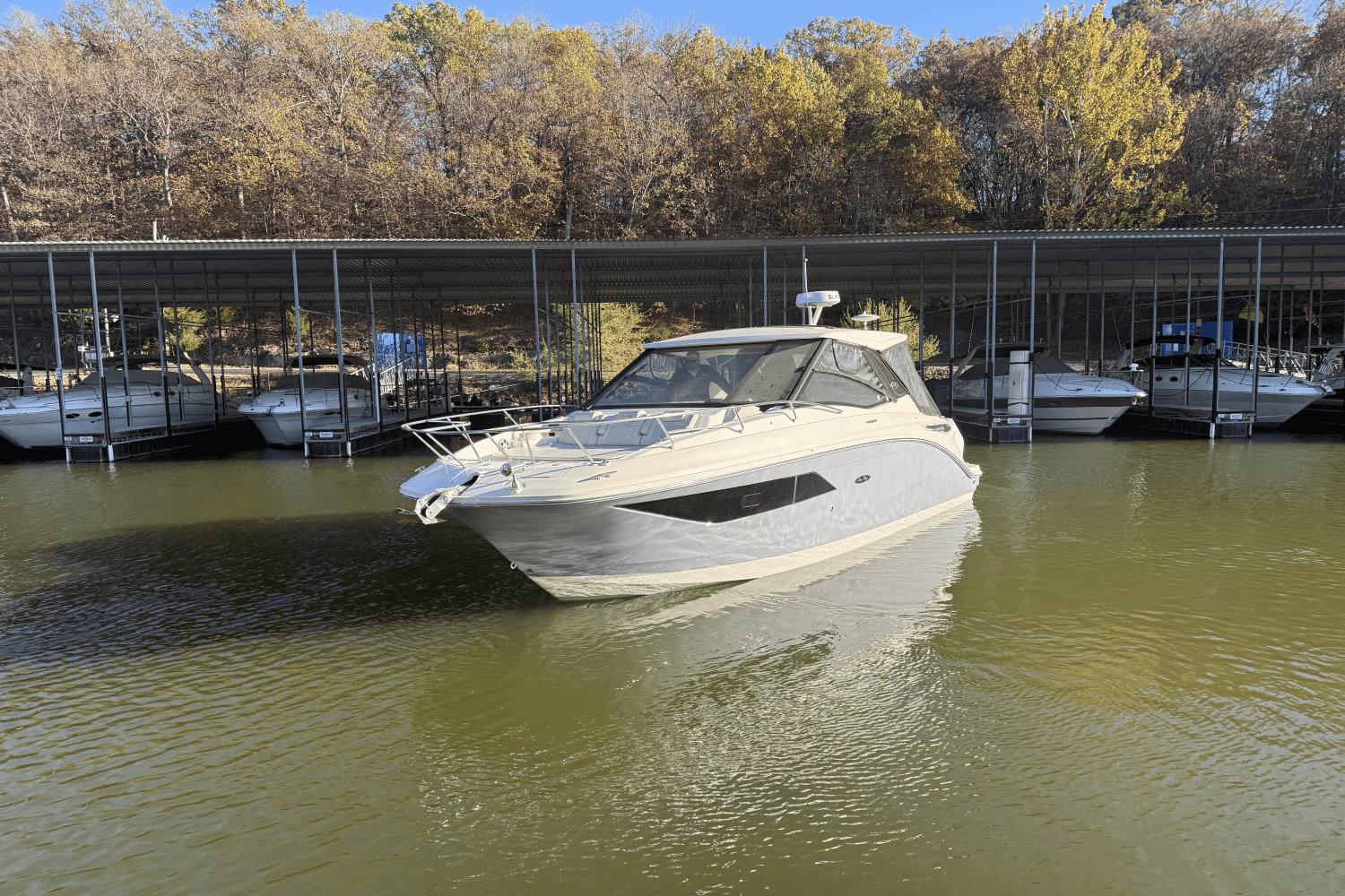 2024 Sea Ray Sundancer 320 Outboard Image Thumbnail #2