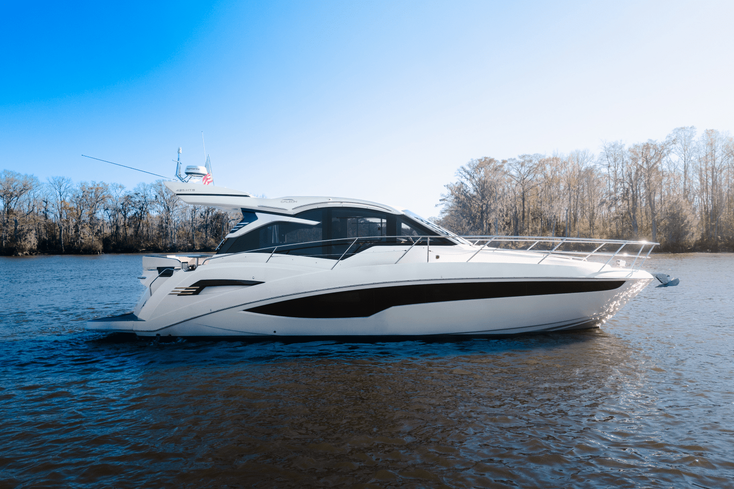 2023 Galeon 425 HTS Image Thumbnail #1