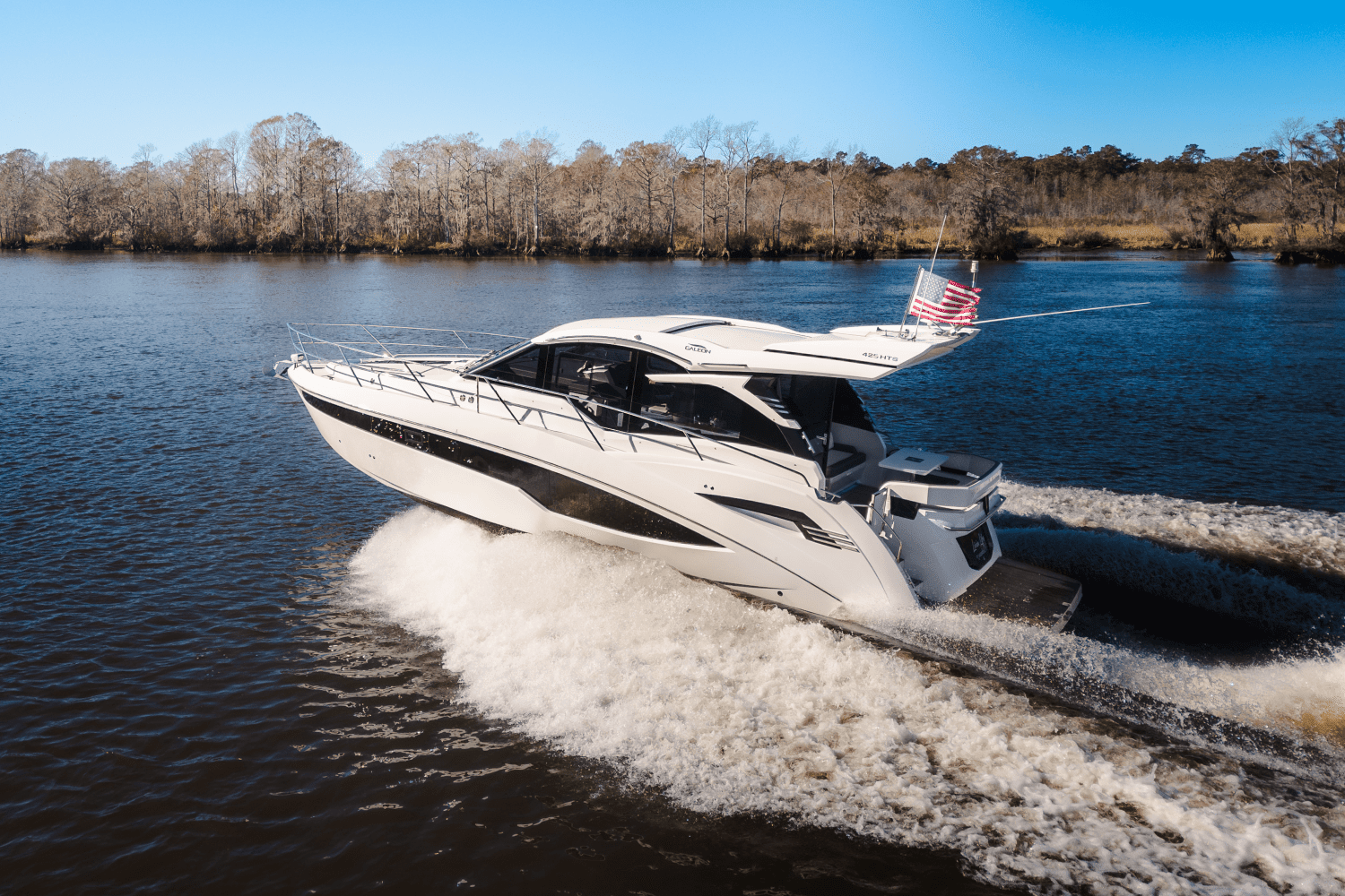 2023 Galeon 425 HTS Image Thumbnail #3