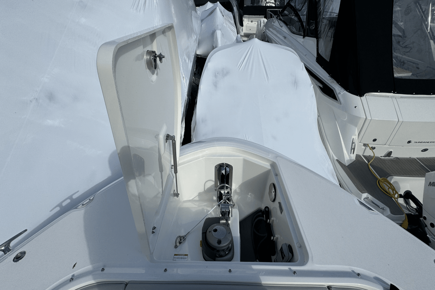 2023 Sea Ray 370 SUNDANCER OUTBOARD Image Thumbnail #45