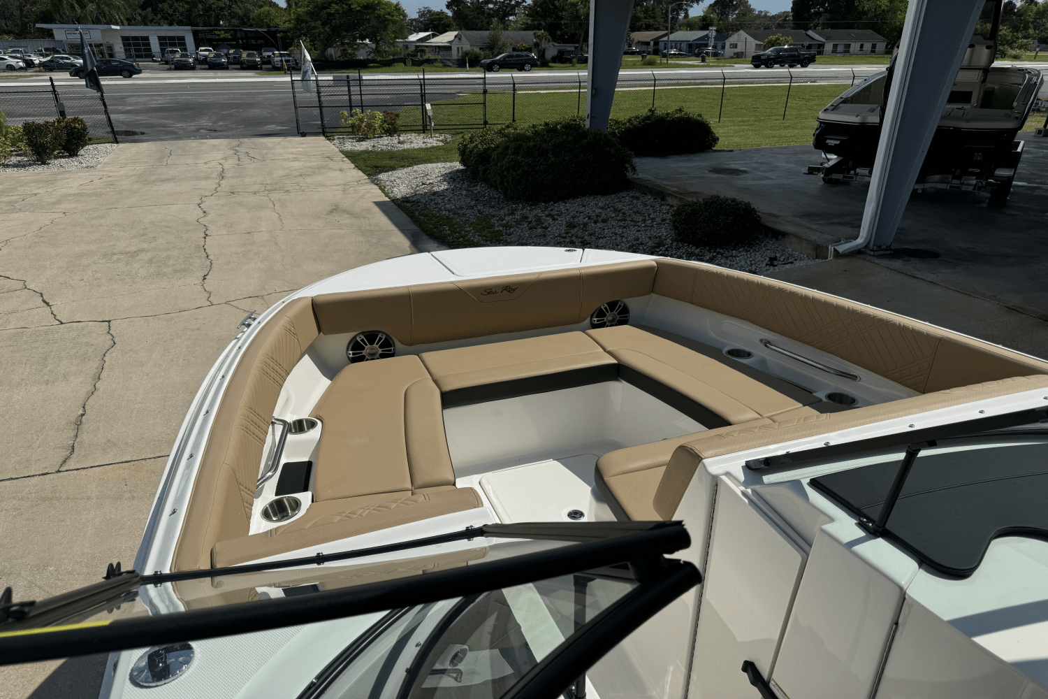 2025 Sea Ray SDX 270 Outboard Image Thumbnail #15