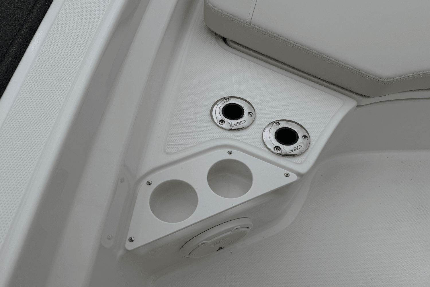 2025 Boston Whaler 210 Montauk Image Thumbnail #13