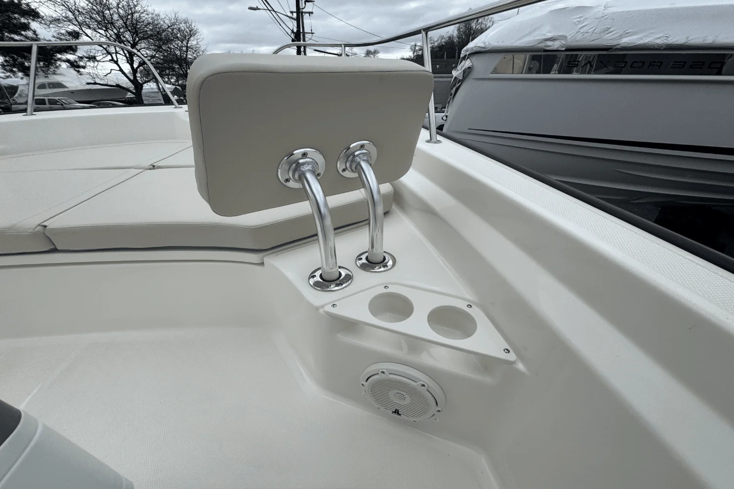 2025 Boston Whaler 210 Montauk Image Thumbnail #33