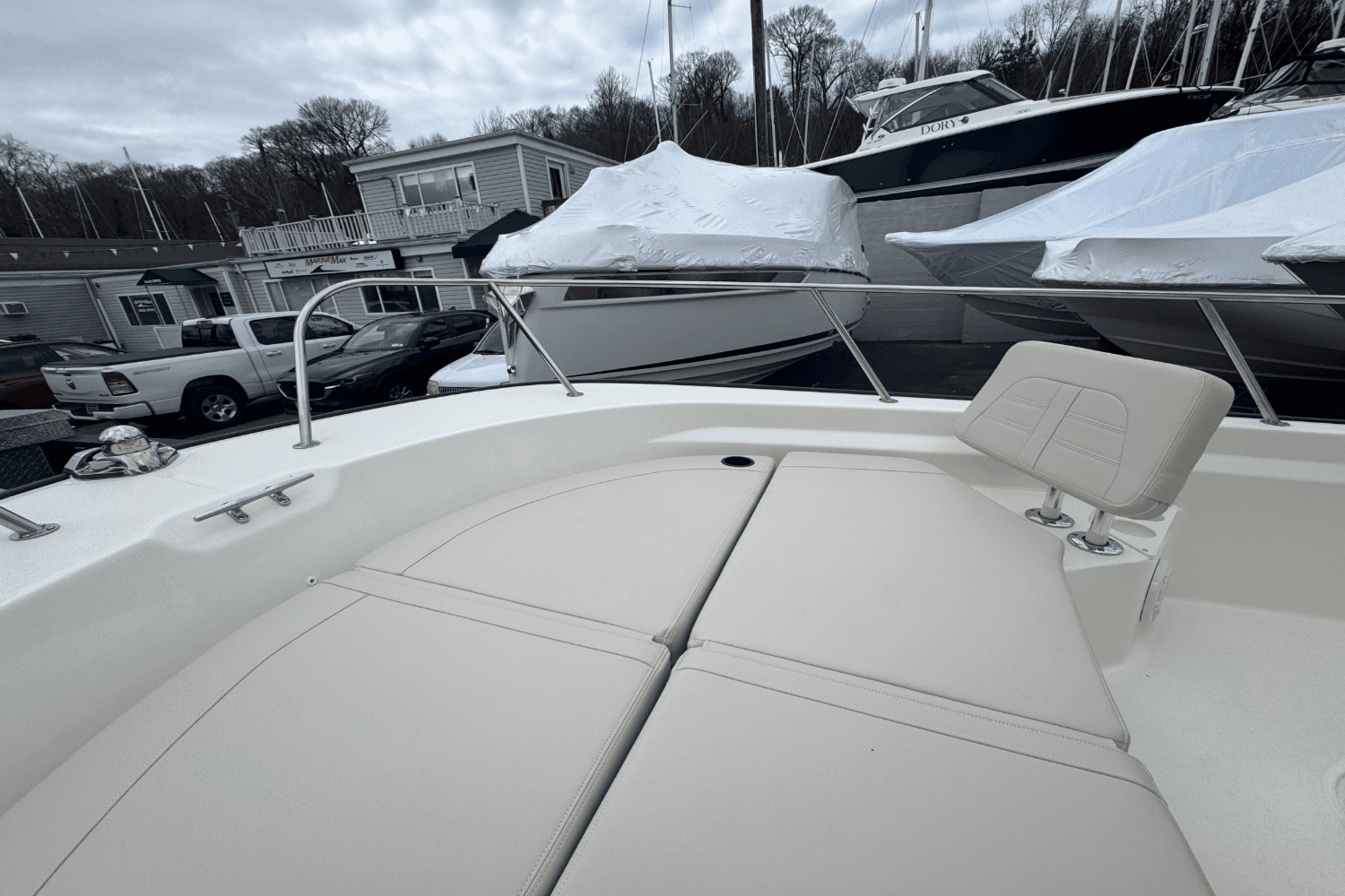 2025 Boston Whaler 210 Montauk Image Thumbnail #35