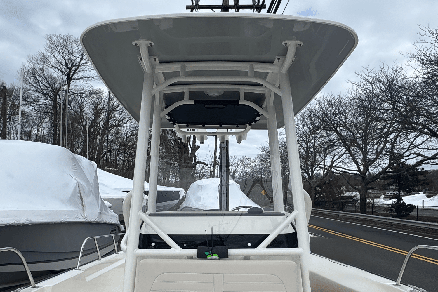 2025 Boston Whaler 210 Montauk Image Thumbnail #31