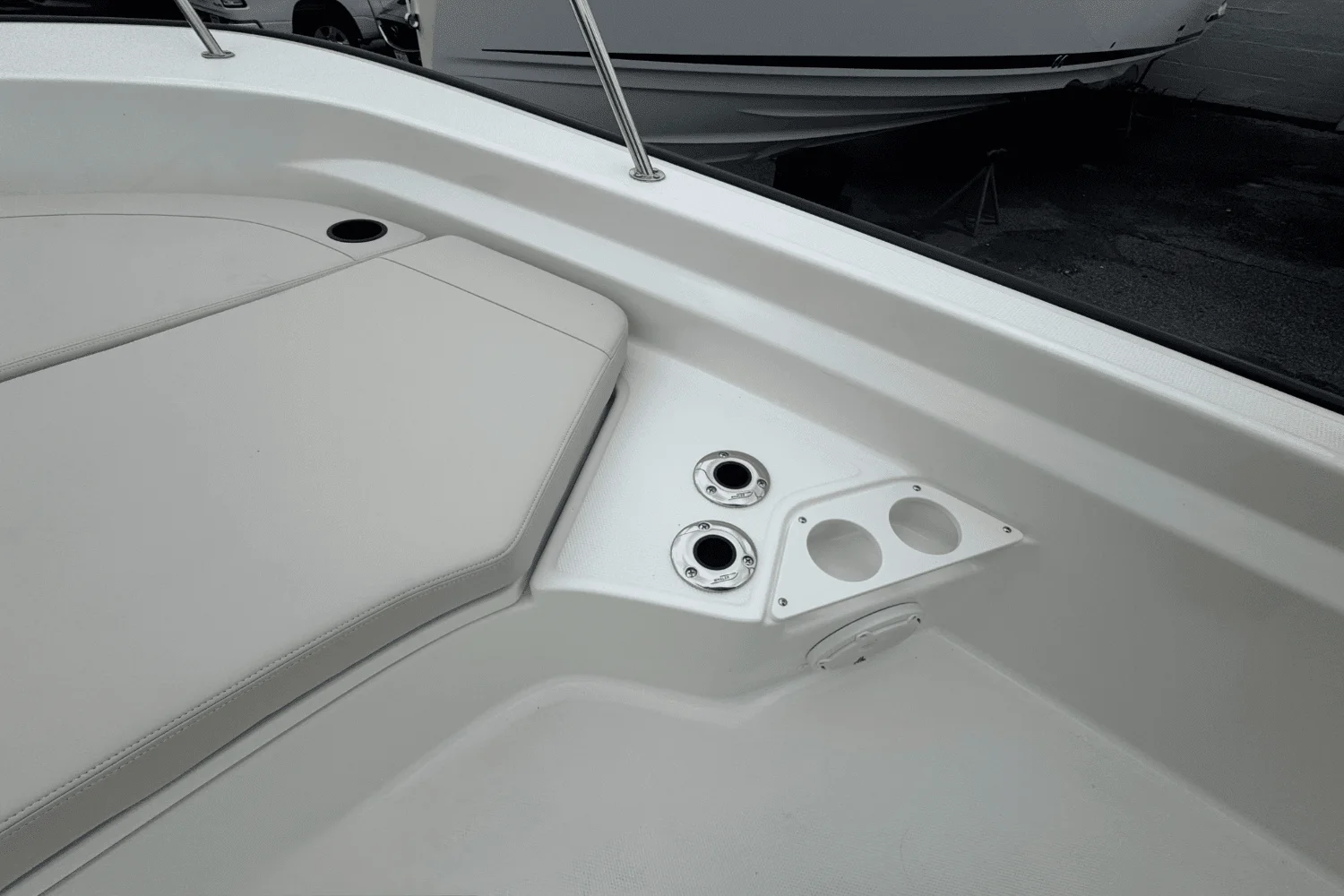 2025 Boston Whaler 210 Montauk Image Thumbnail #34