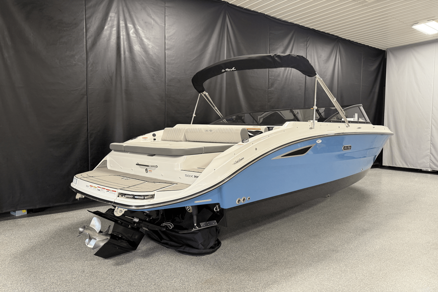 2025 Sea Ray 250 SDX Image Thumbnail #3