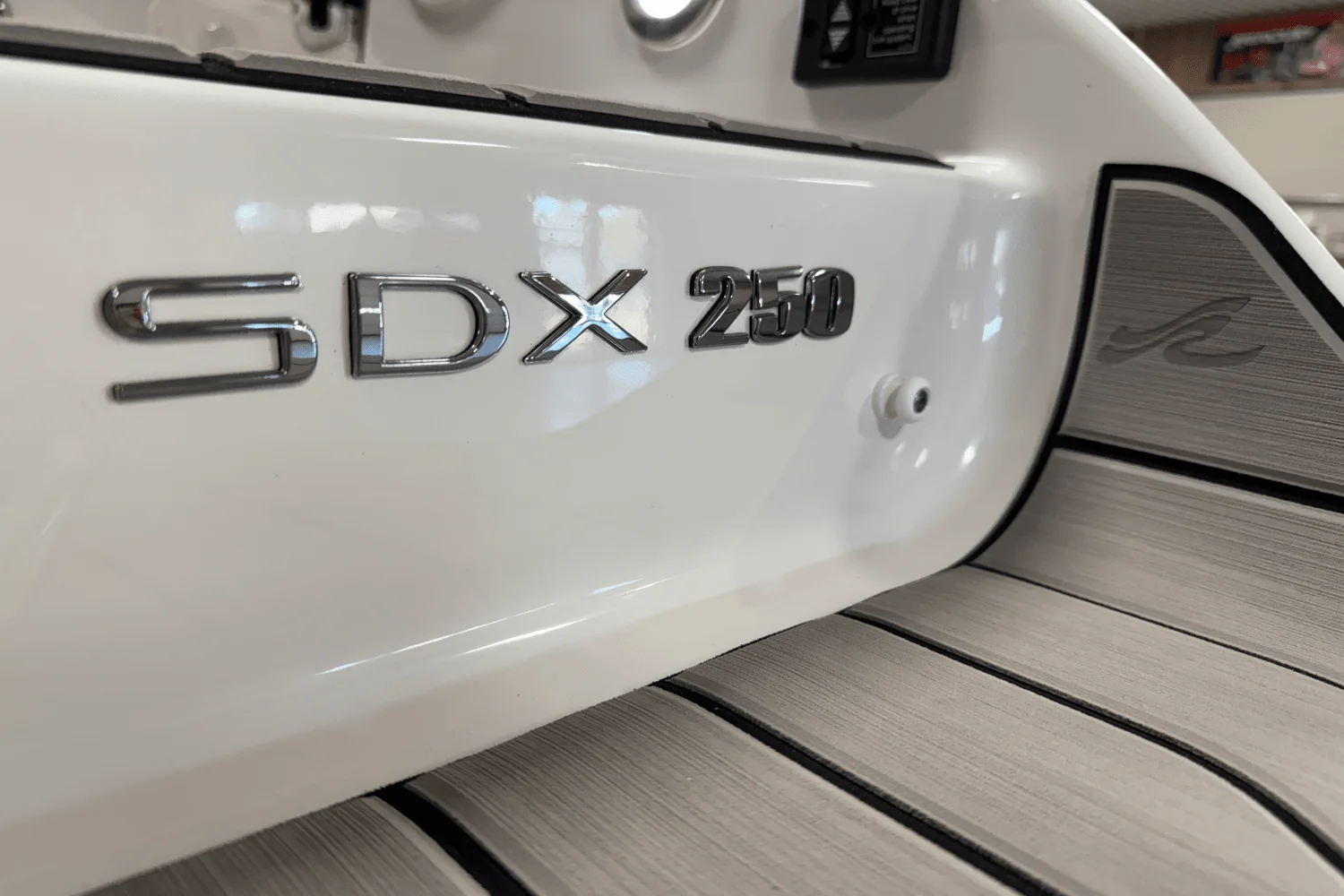 2025 Sea Ray 250 SDX Image Thumbnail #25