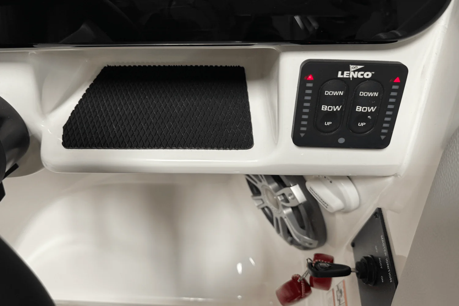 2025 Sea Ray 250 SDX Image Thumbnail #74