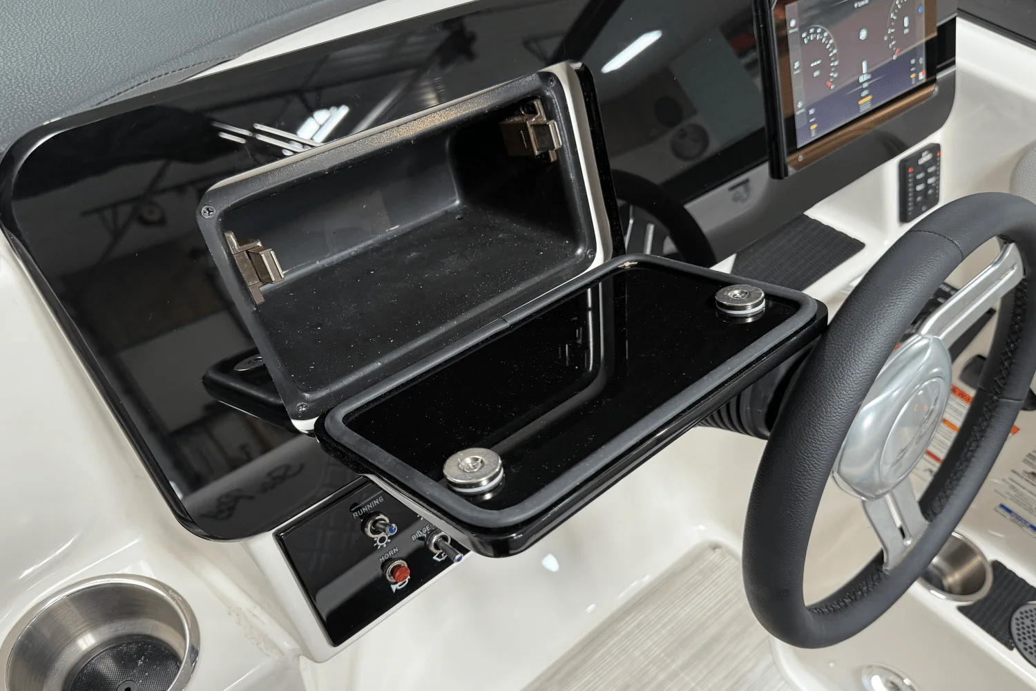 2025 Sea Ray 250 SDX Image Thumbnail #72