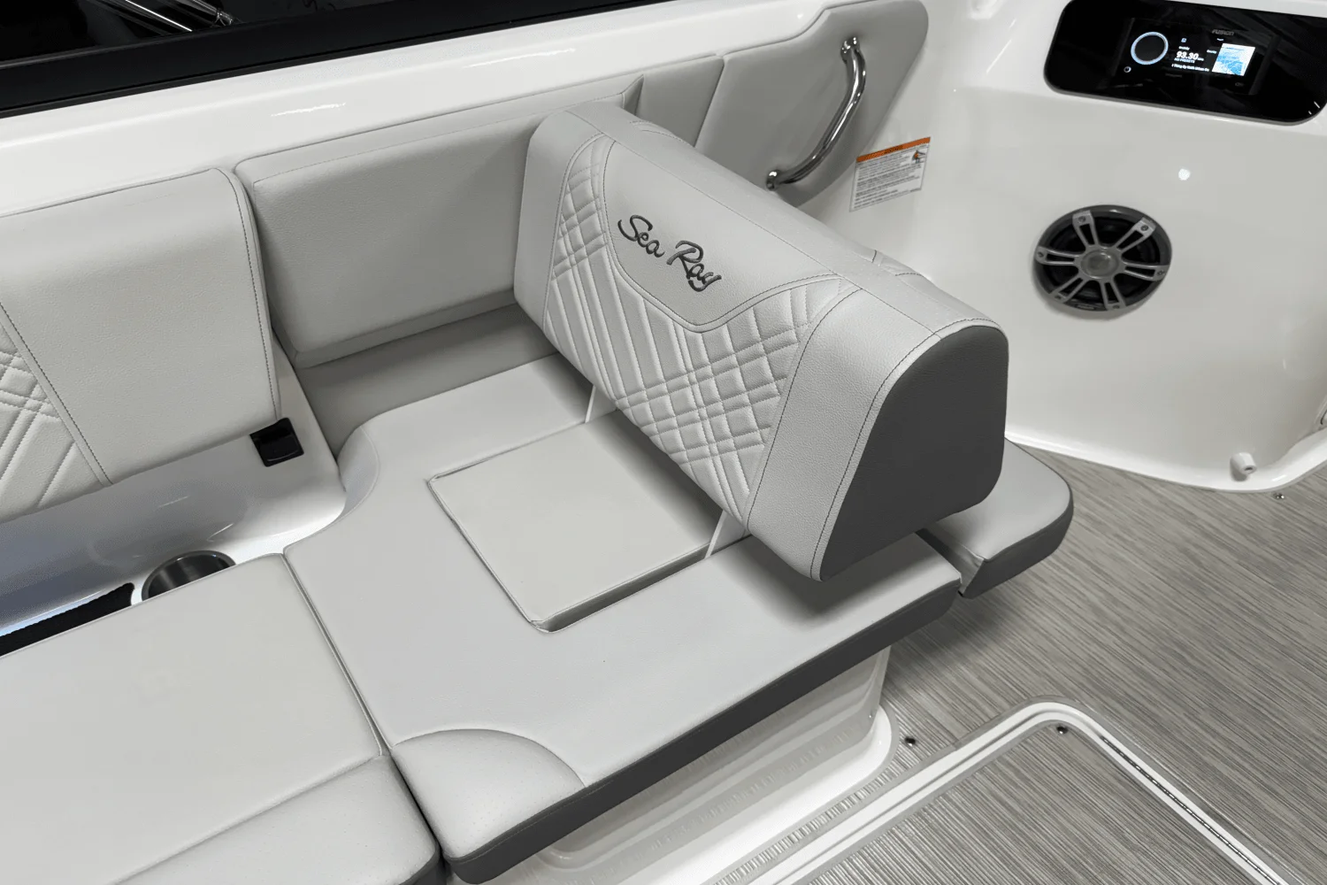 2025 Sea Ray 250 SDX Image Thumbnail #85