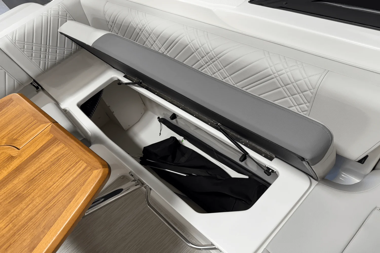 2025 Sea Ray 250 SDX Image Thumbnail #54