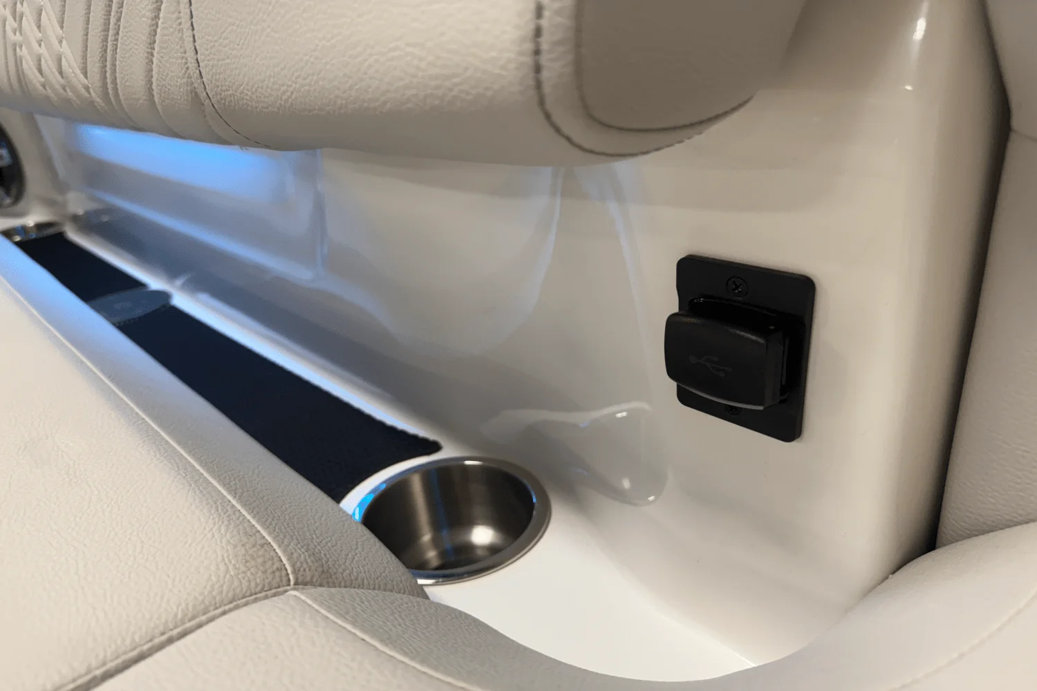 2025 Sea Ray 250 SDX Image Thumbnail #52