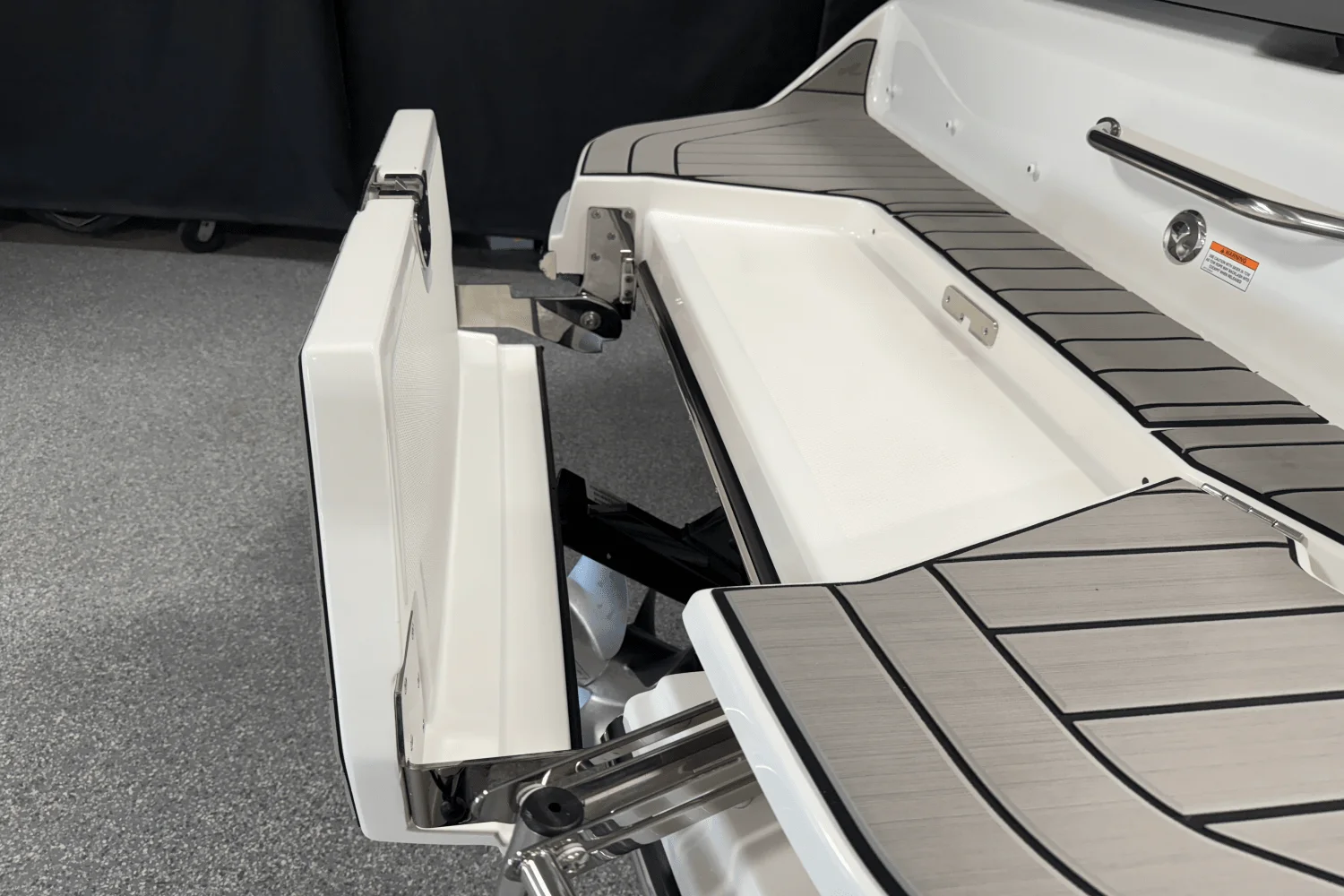 2025 Sea Ray 250 SDX Image Thumbnail #23