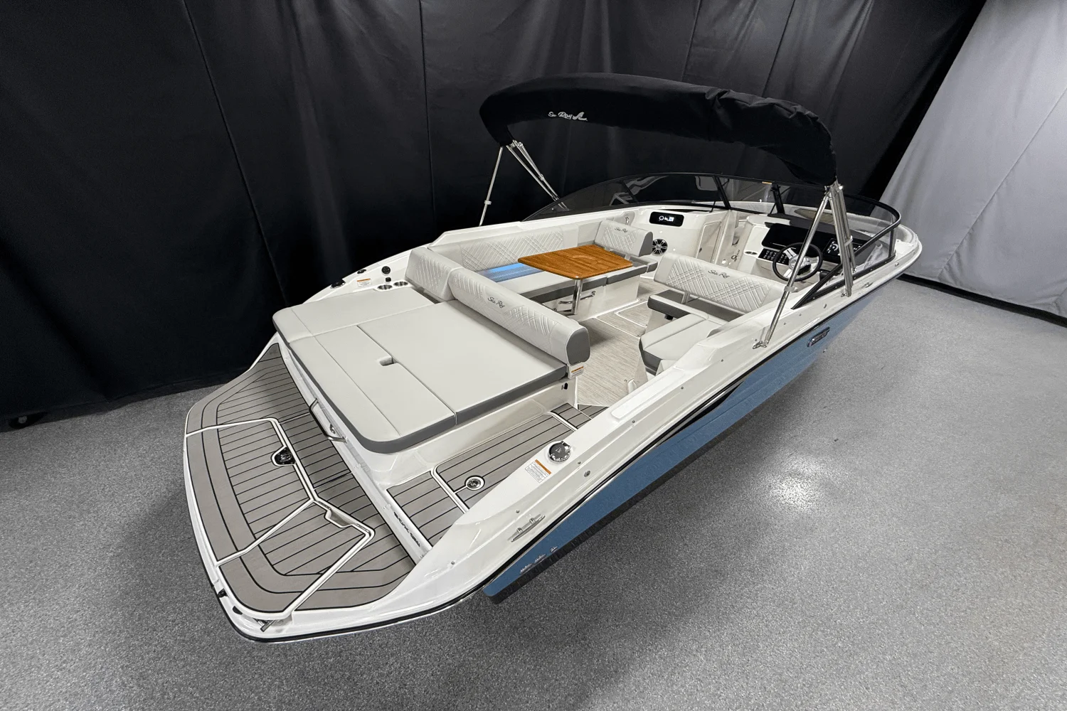 2025 Sea Ray 250 SDX Image Thumbnail #12