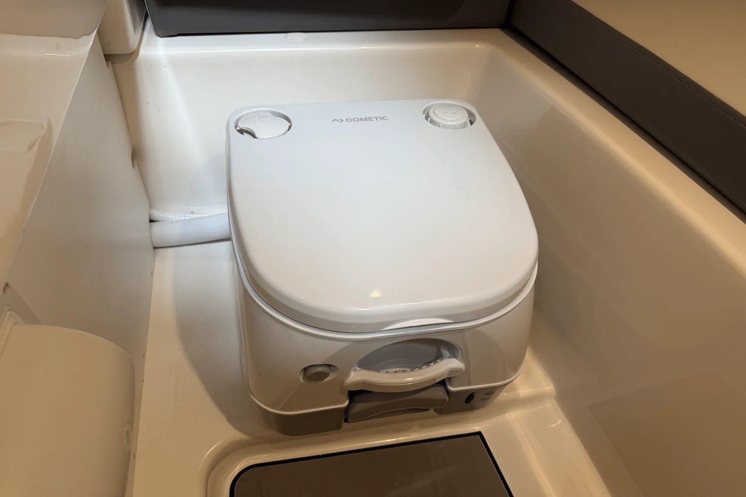 2025 Sea Ray 250 SDX Image Thumbnail #79