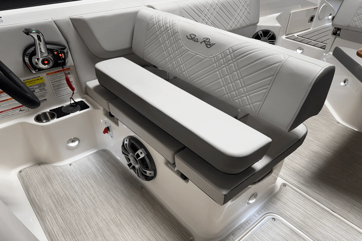 2025 Sea Ray 250 SDX Image Thumbnail #65