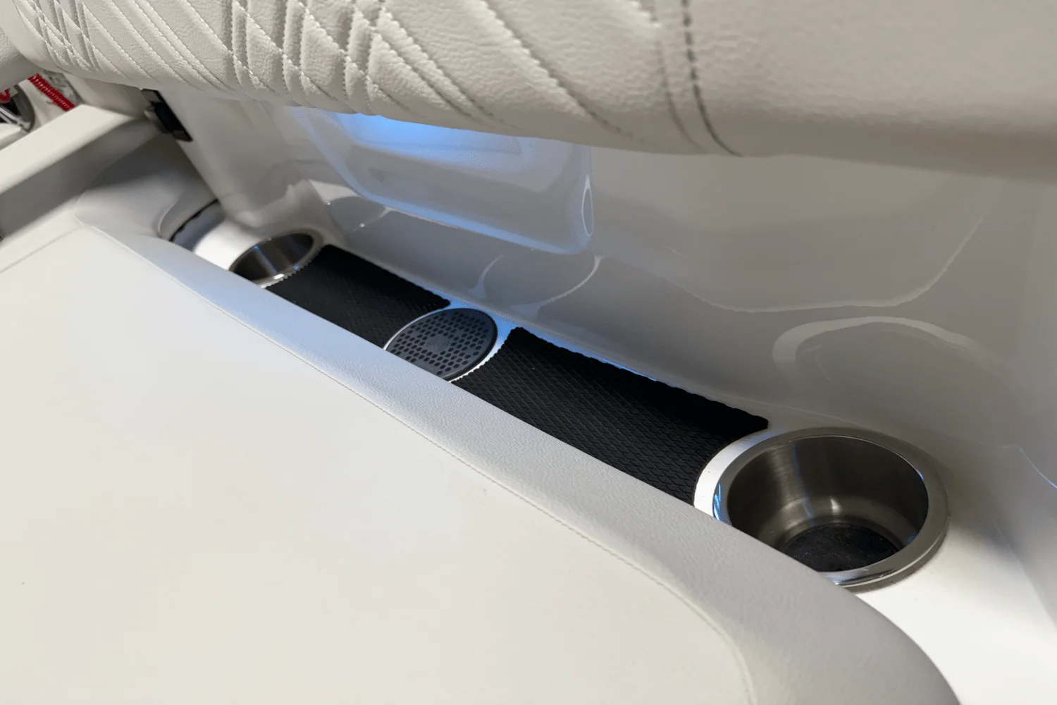 2025 Sea Ray 250 SDX Image Thumbnail #57