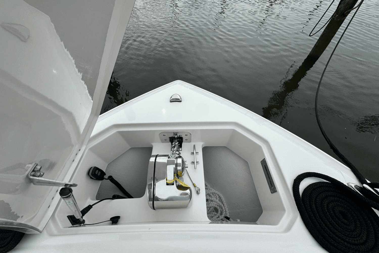 2025 Sailfish 272CC SE Image Thumbnail #41