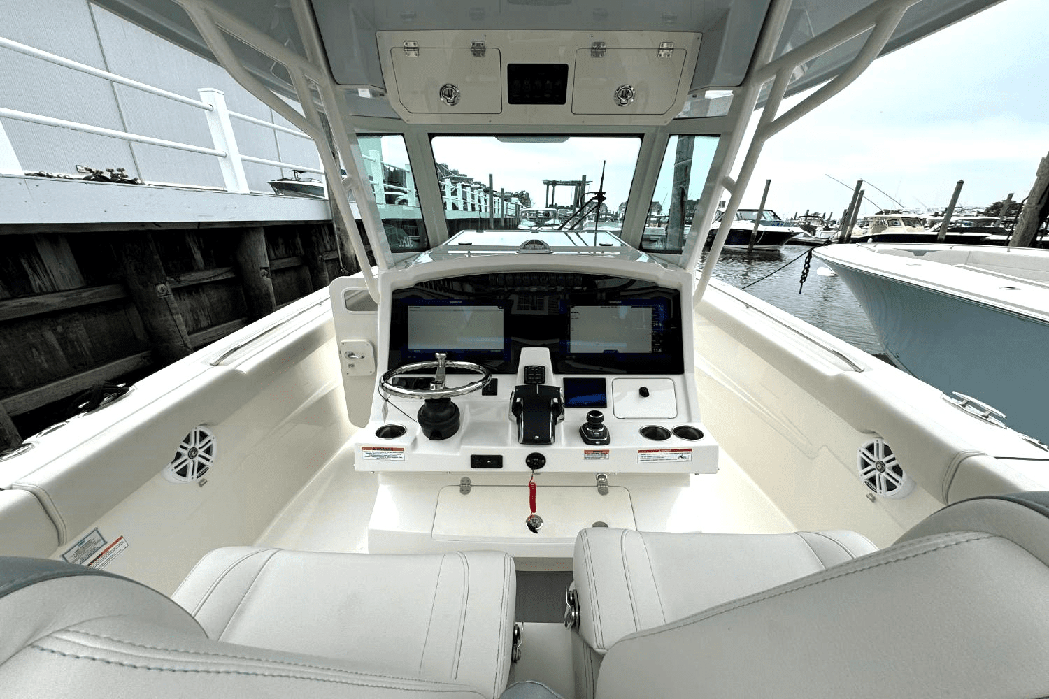 2025 Sailfish 312 CC Image Thumbnail #38