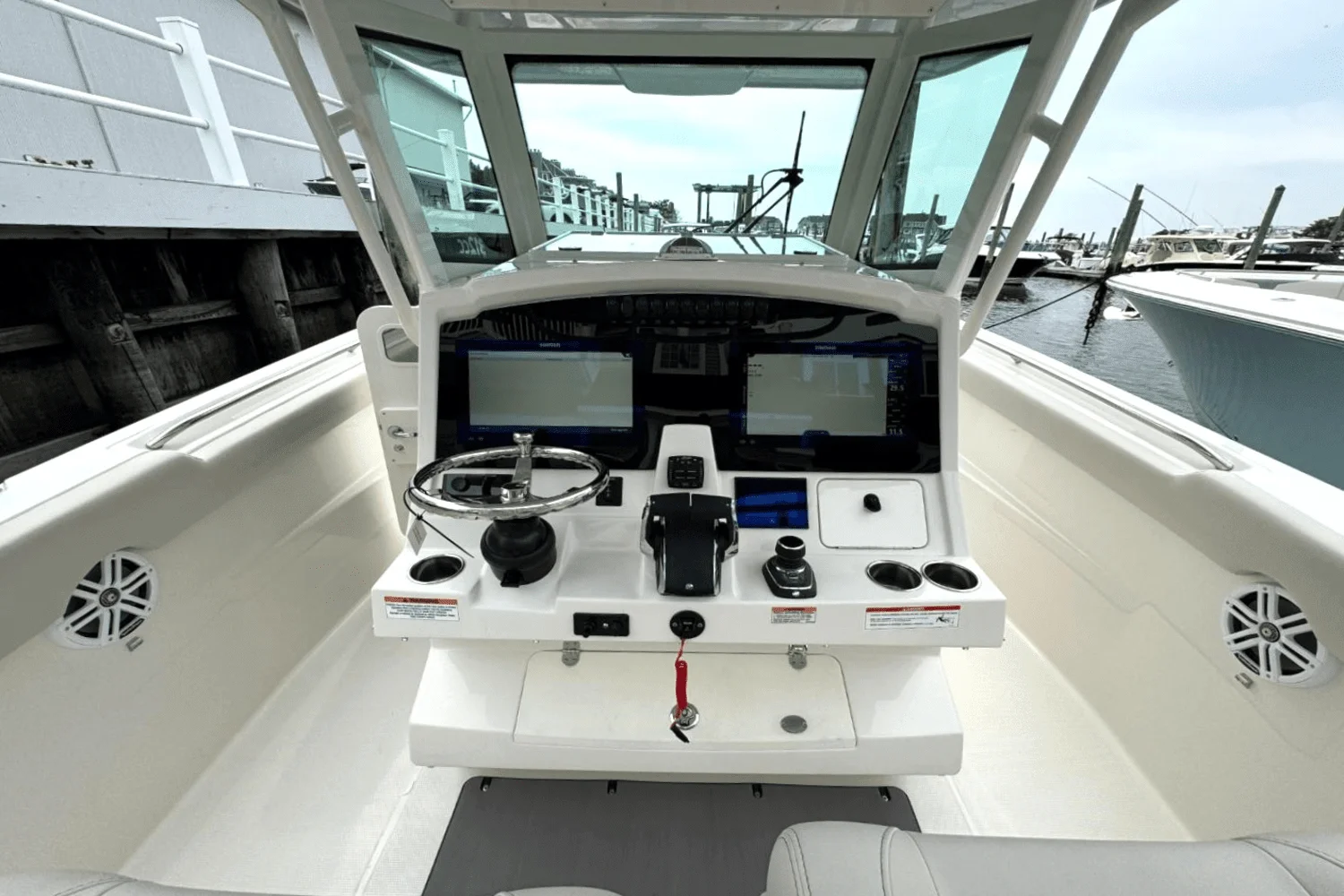 2025 Sailfish 312 CC Image Thumbnail #40