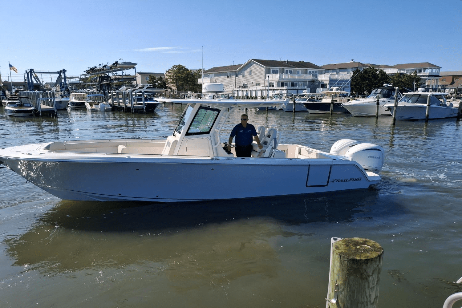 2025 Sailfish 272 CC Image Thumbnail #2