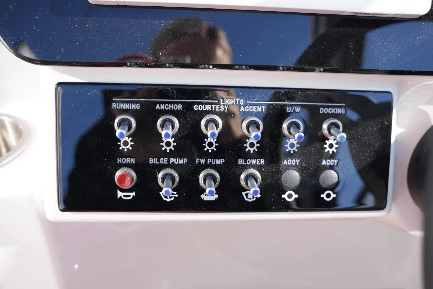 2025 Sea Ray SDX 250 Surf Image Thumbnail #27