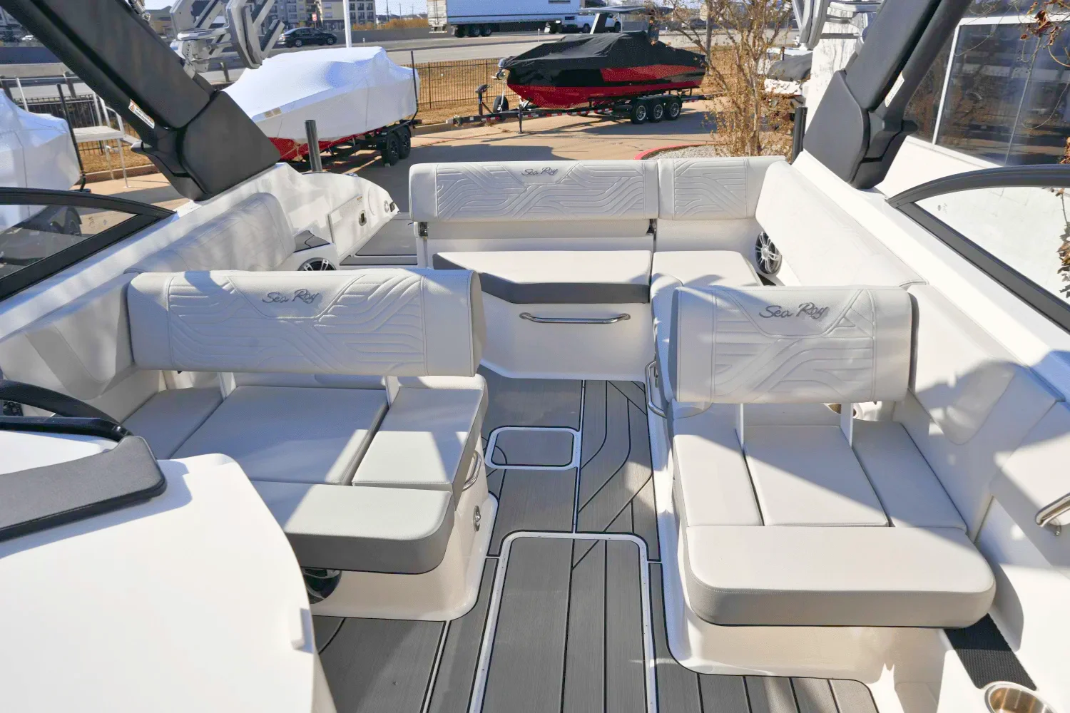 2025 Sea Ray SDX 250 Surf Image Thumbnail #34