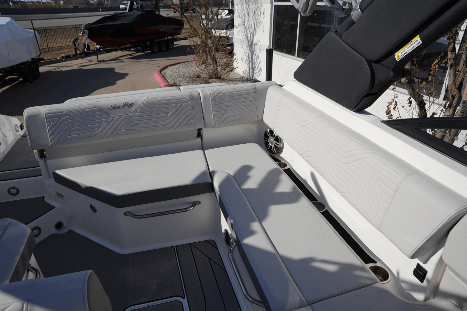 2025 Sea Ray SDX 250 Surf Image Thumbnail #17