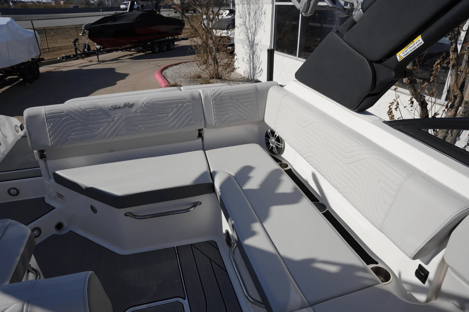 2025 Sea Ray SDX 250 Surf Image Thumbnail #17