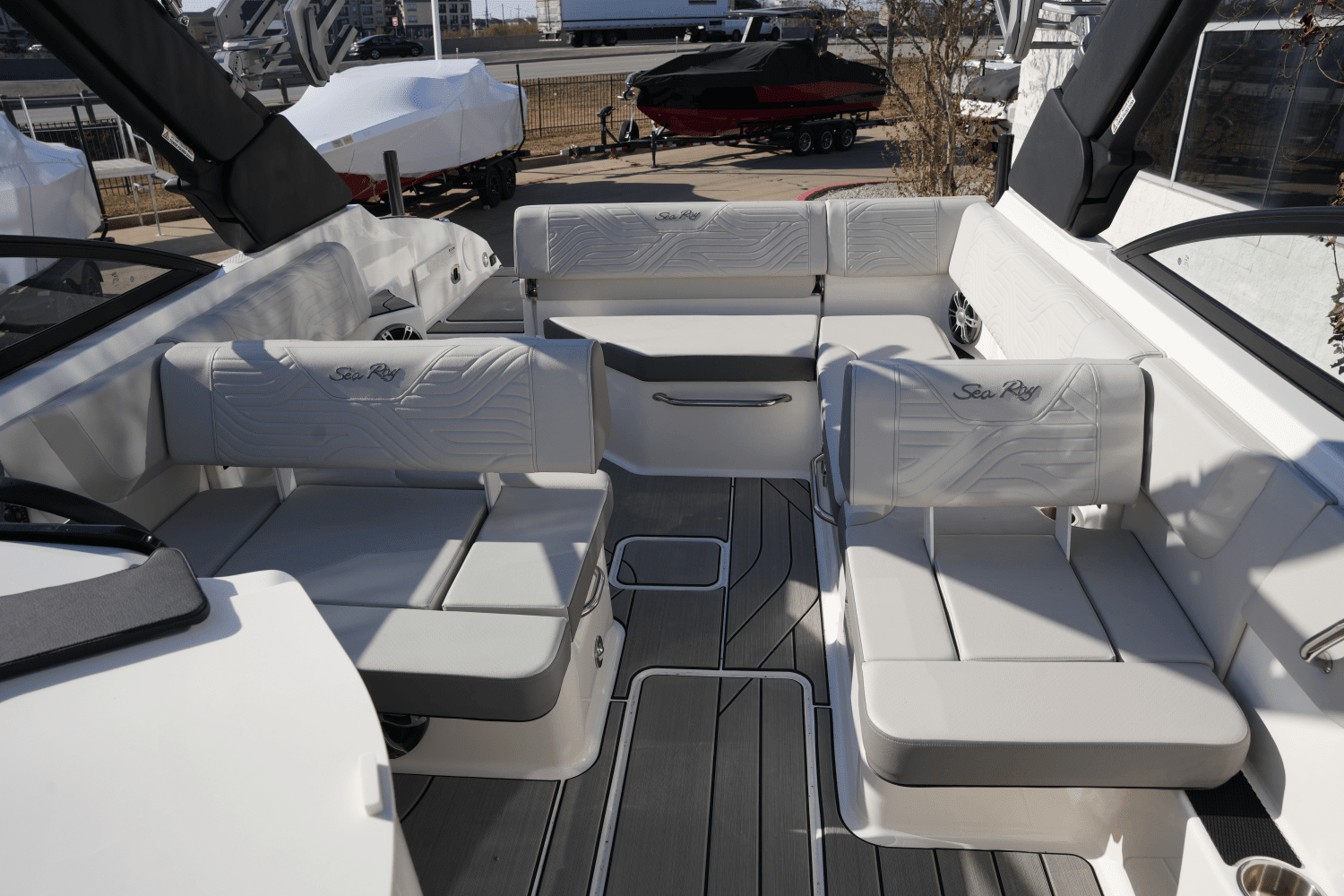 2025 Sea Ray SDX 250 Surf Image Thumbnail #35