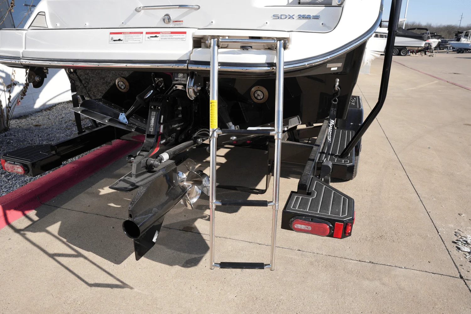 2025 Sea Ray SDX 250 Surf Image Thumbnail #6