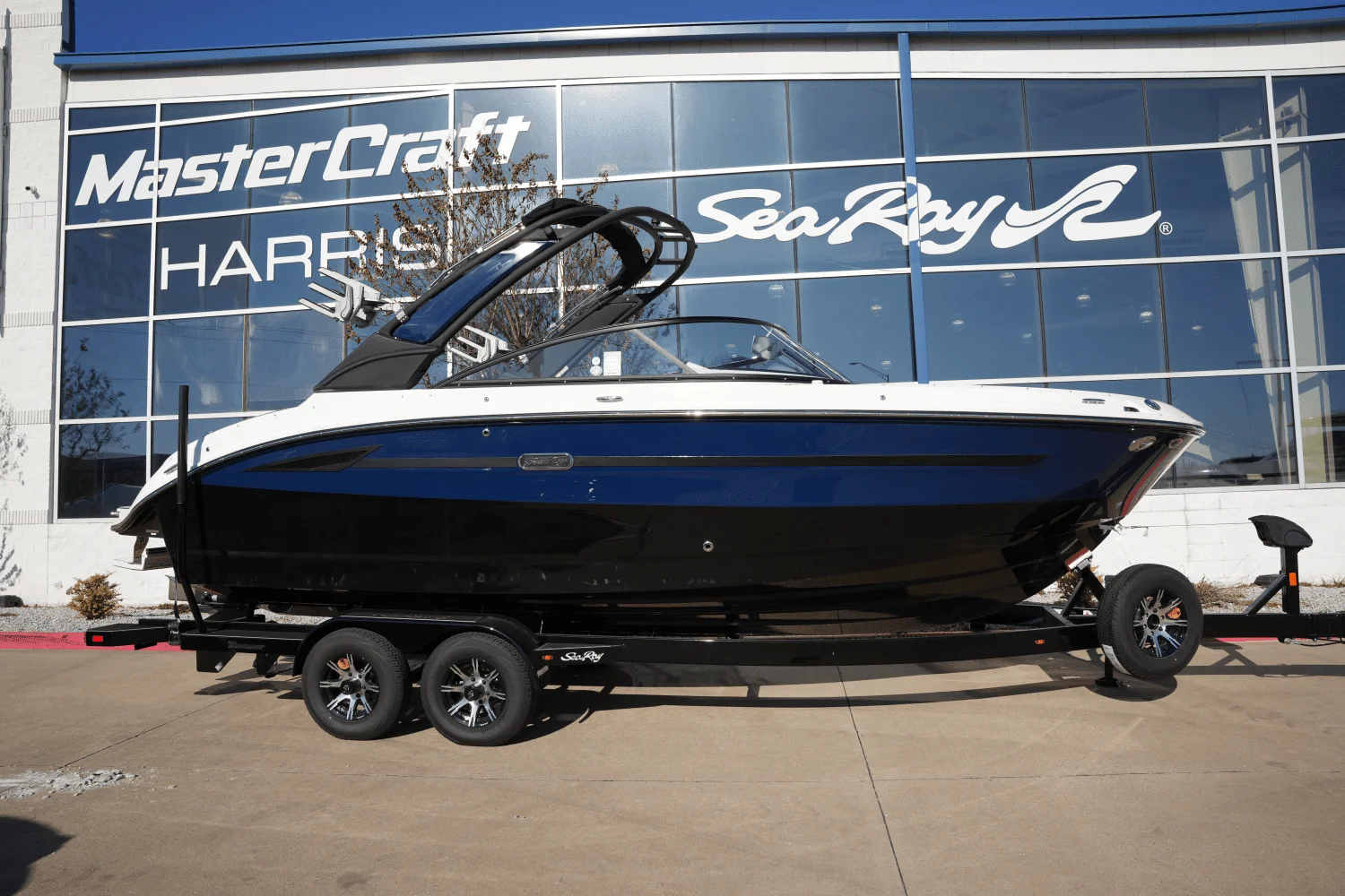 2025 Sea Ray SDX 250 Surf Image Thumbnail #0