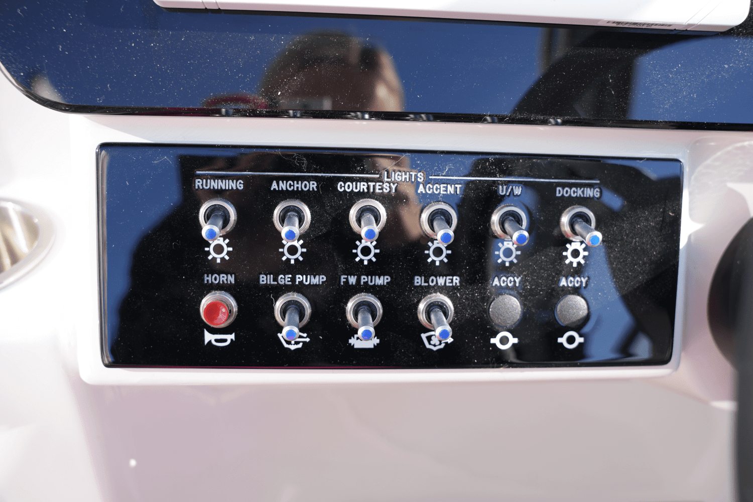 2025 Sea Ray SDX 250 Surf Image Thumbnail #27